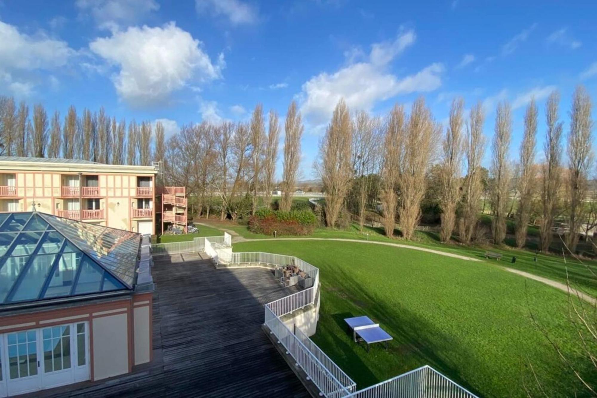Very Nice 6 Person Apart With Swimming Pool Tennis Court And Car Park 202 Le Touquet-Paris-Plage Extérieur photo